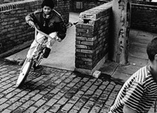 ©Neil Turner. July 1990, Angell Town Estate, Brixton